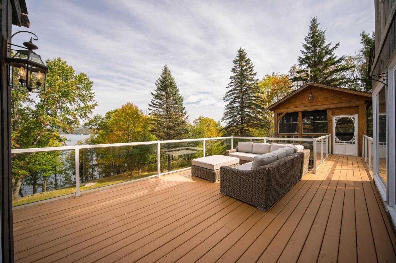 Muskokawaterfront Pooltable 98Tv 6Acres Villa Huntsville Exteriör bild